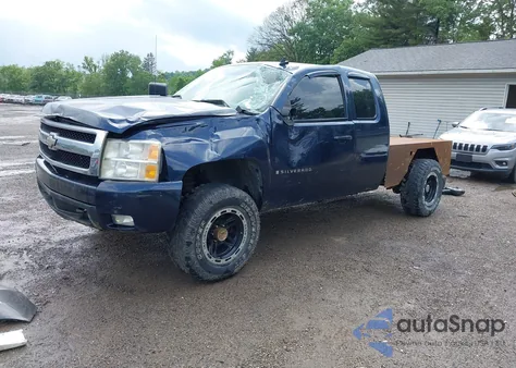 2007 Chevrolet Silverado 1500 Ltz z USA, uszkodzony, nr VIN 2GCEK190171546488